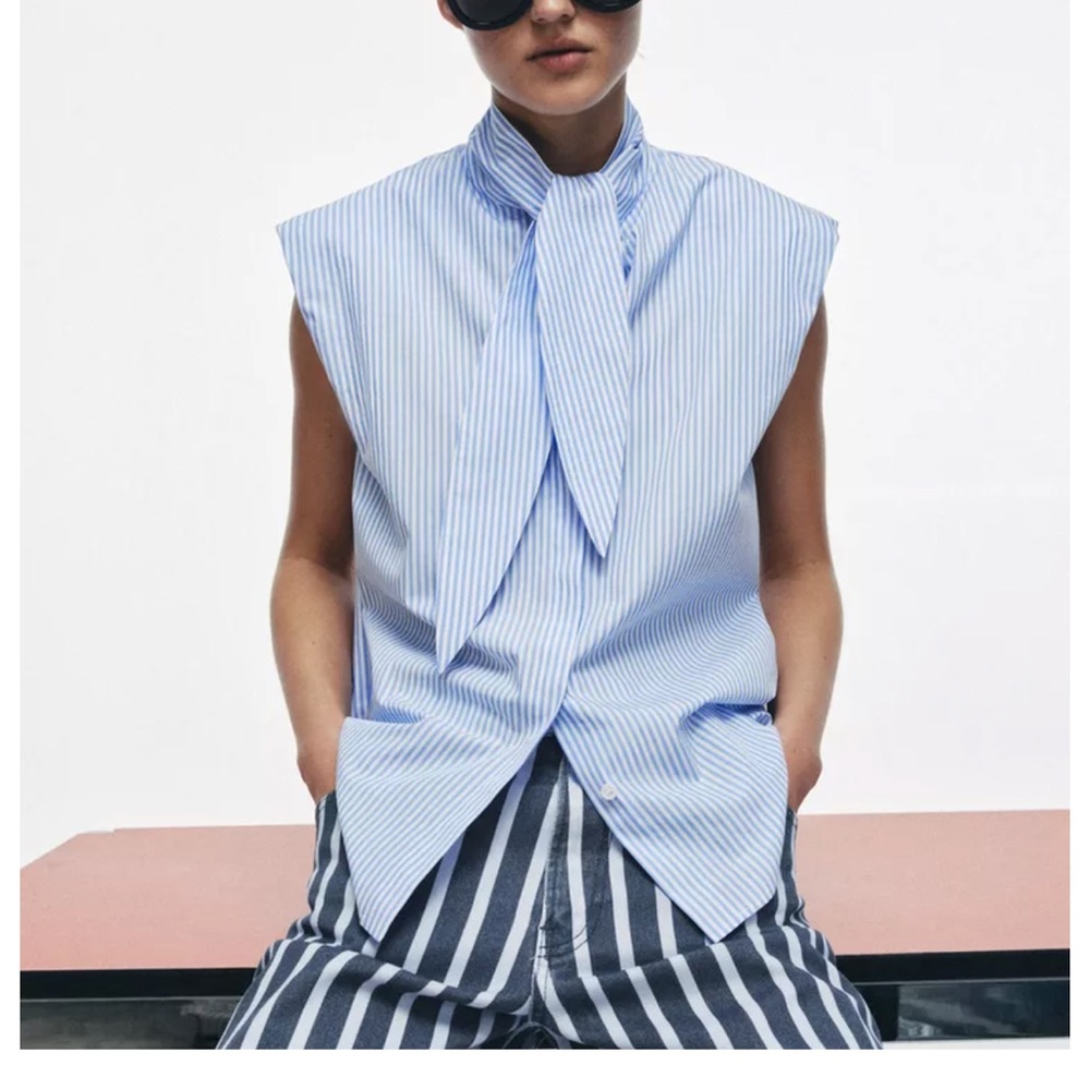 Sleeveless Zara Blue Pinstripe Tie-Neck Blouse
